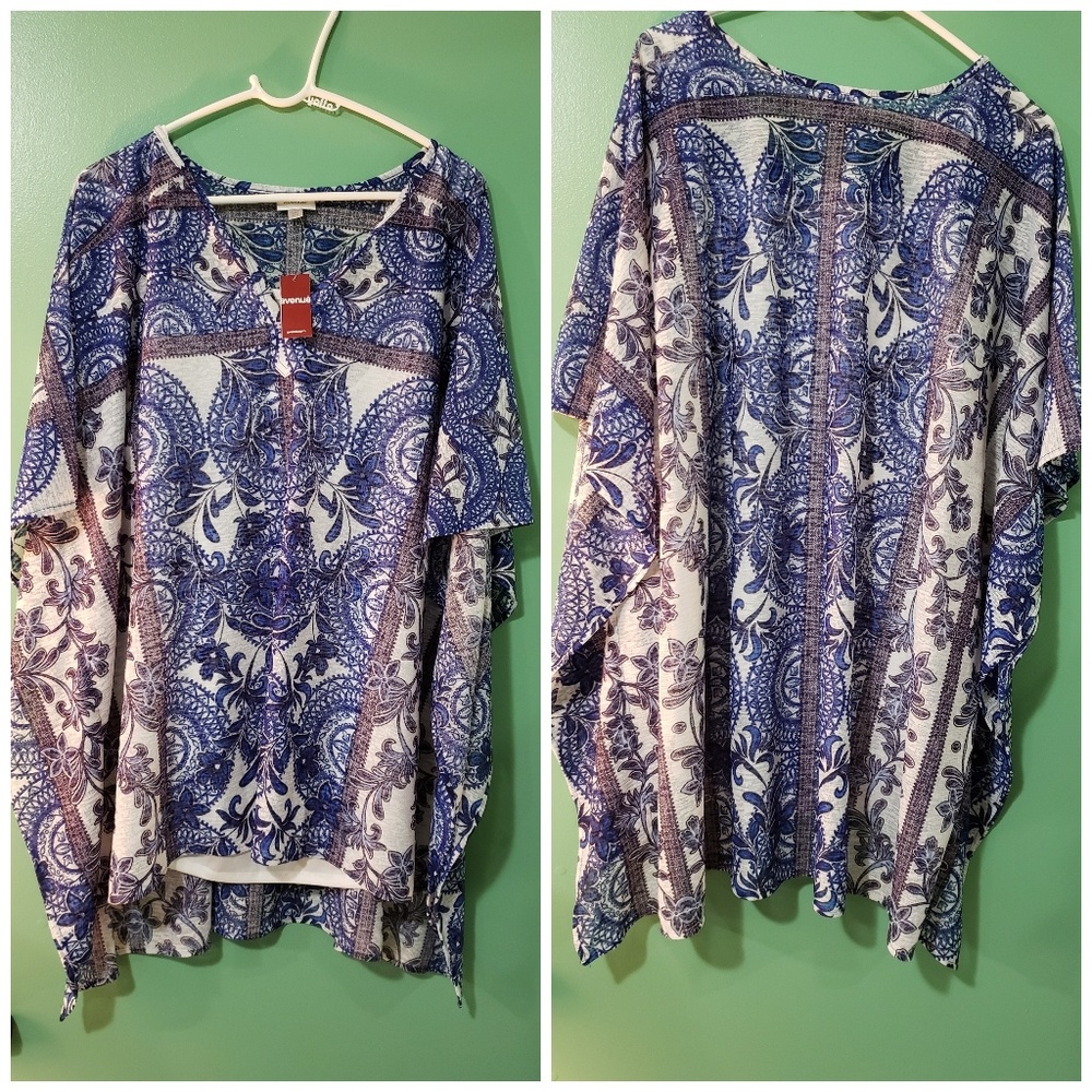 AVENUE TOP FOR WOMEN